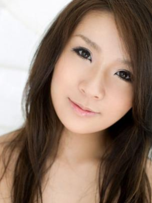 爱内梨花