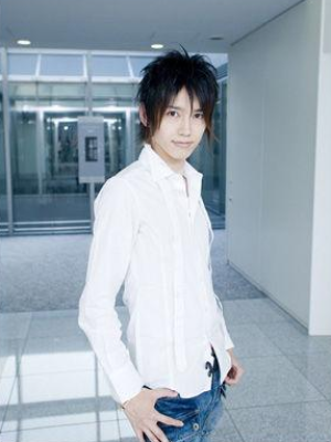 坂本直弥