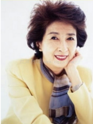 白川由美