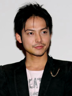 柏原收史