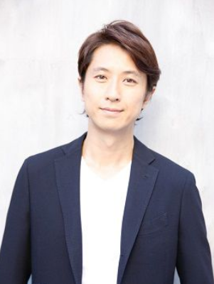 谷原章介