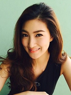 卡曼妮·耶美肯