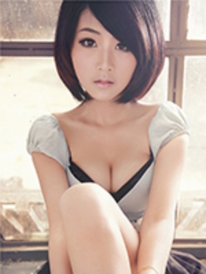 李彩英