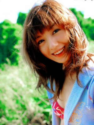 柳明日香