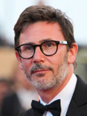 米歇尔·阿扎纳维修